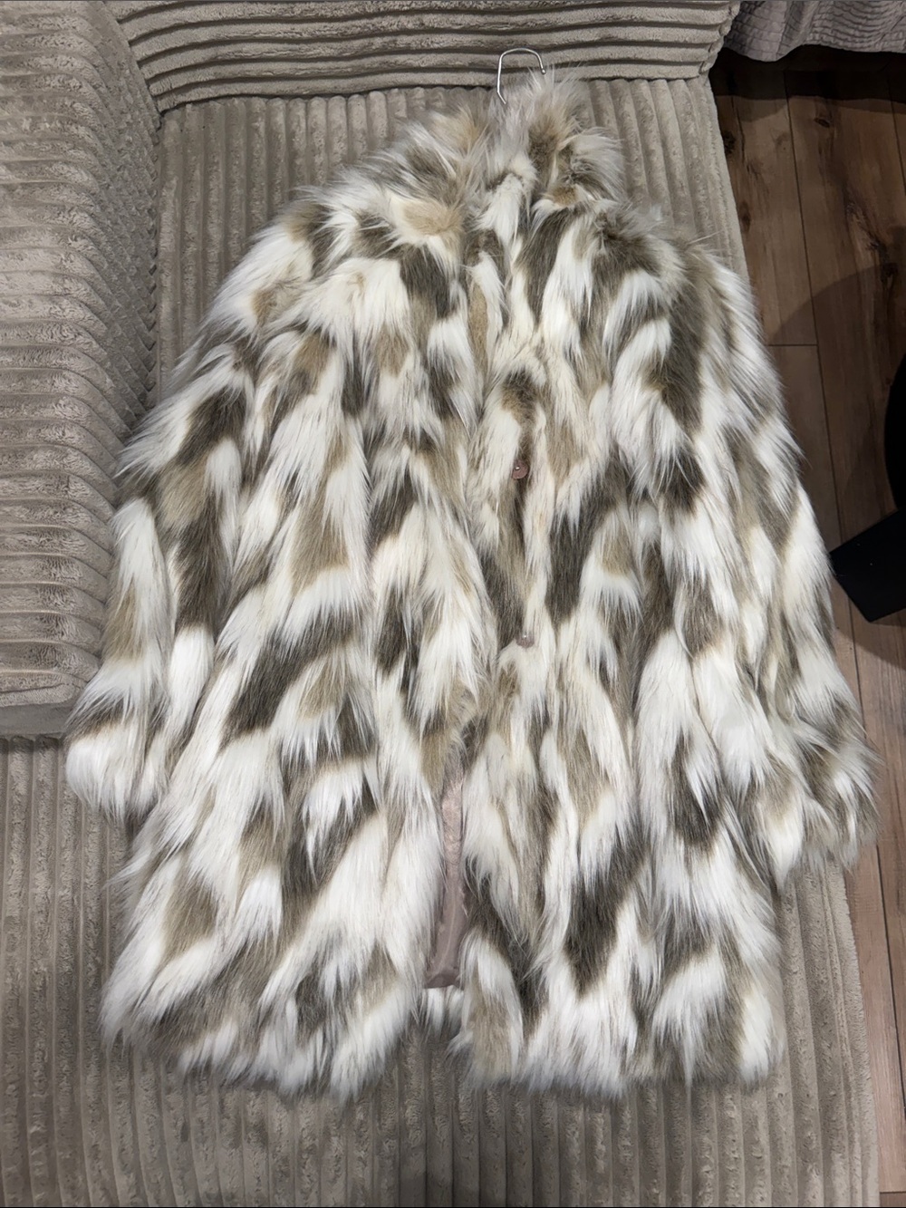 Tahari Lux Faux Fur Coat in Cream and Brown - Women's Jacket